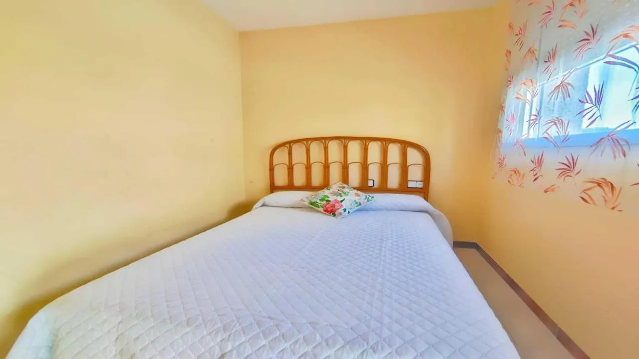 Apartment Vacay Apartamento Costamar,Es Amplio Y Luminoso Y A Pasos De La Playa! L'Escala Spain