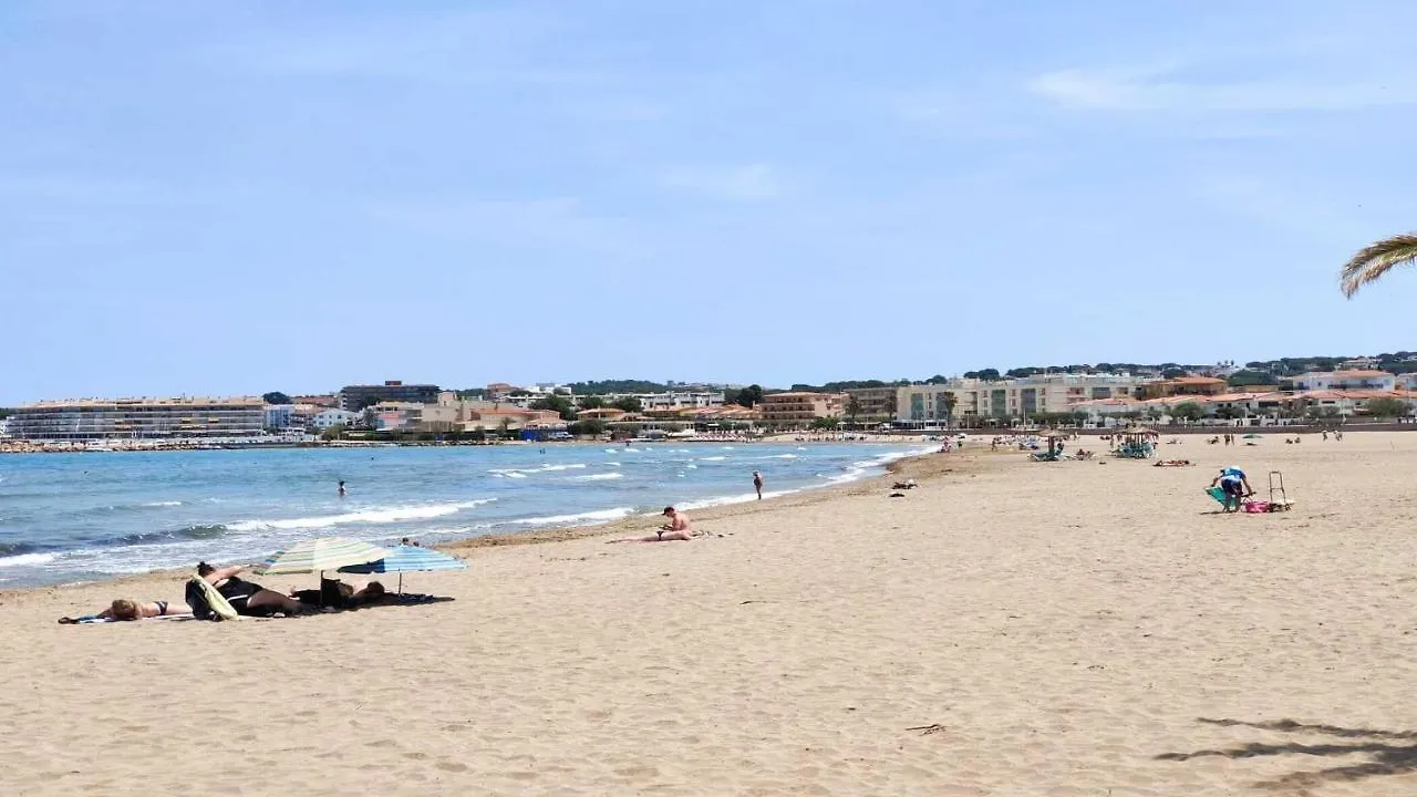 Vacay Apartamento Costamar,Es Amplio Y Luminoso Y A Pasos De La Playa! L'Escala Apartment